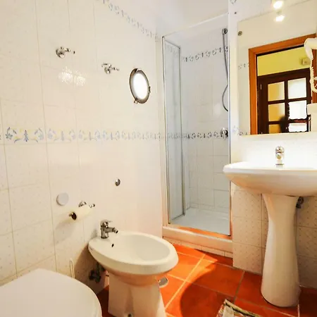 Villa Villa Limoneto B *